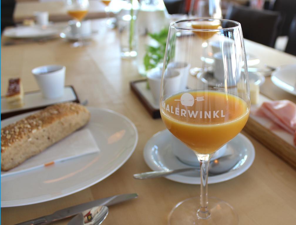 Malerwinkl Restaurant + Kunsthotel Hatzendorf Dış mekan fotoğraf
